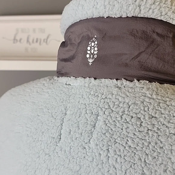 Free People Movement Cozy Ice Flow Blue Fleece Nylon Jacket - Picture 6 of 15